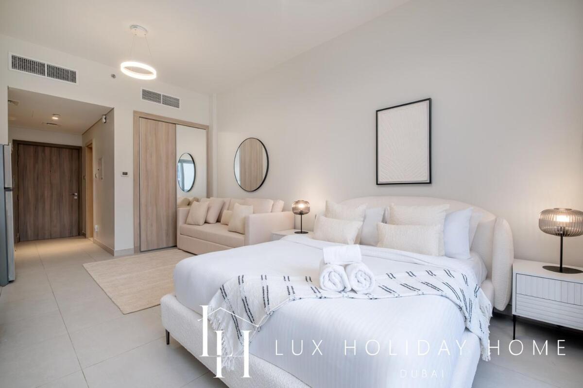 Lux Hills Sway *
